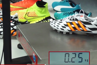 El peso de nuestras botas. Edición Copa del Mundo